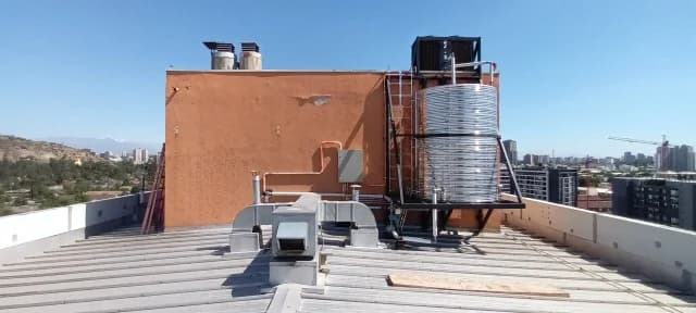 Imagen de instalación usada como referencia visual